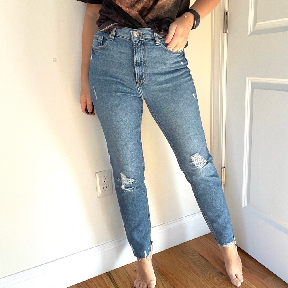 High Waist Stretch Medium Blue Crop Jeans